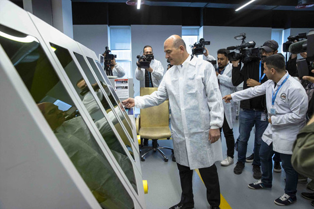 Yerli e-Pasaport, yeni e-Mavi Kart ve yeni e-Sürücü Belgesi Bakan Soylu tanıttı - Resim: 0