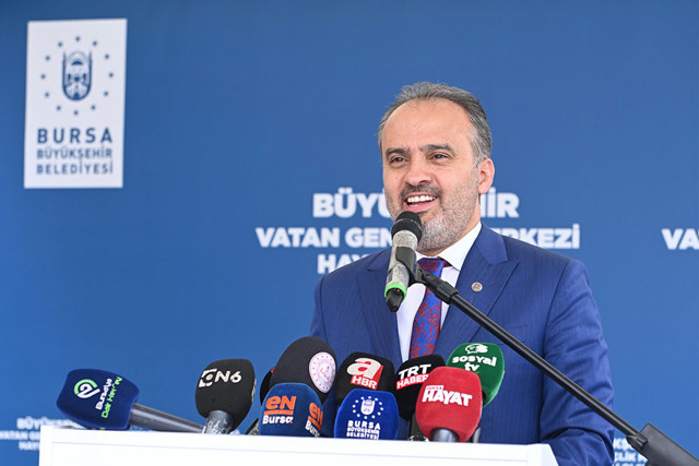 Bursa'da Vatan Gençlik Merkezi hizmete açıldı - Resim: 1