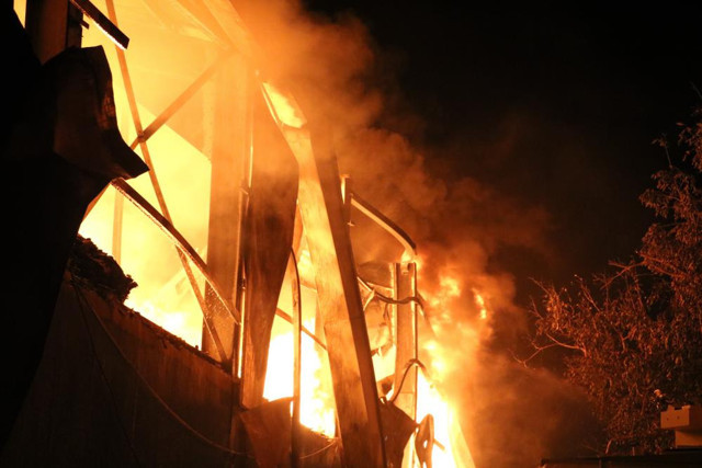 Kahramanmaraş'ta geri dönüşüm tesisinde yangın çıktı - Resim: 0
