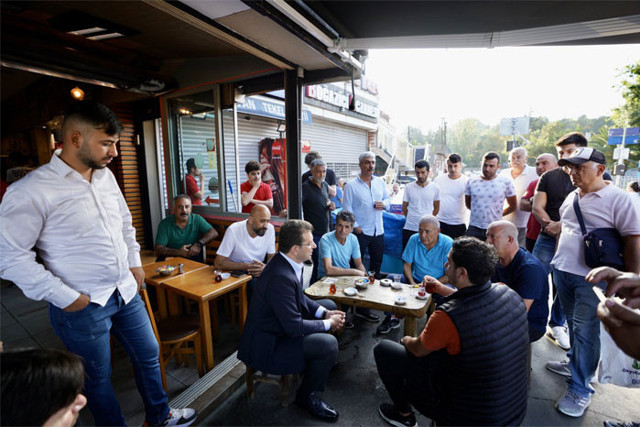 İstanbul'u sağanak vurdu! Ekrem İmamoğlu tatilde iddiası sonrası ilk açıklama geldi - Resim: 0