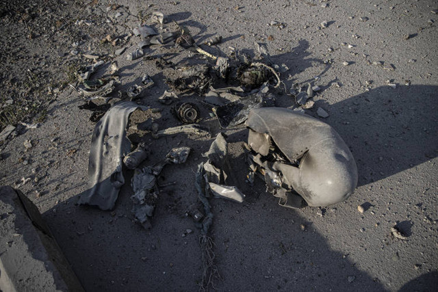 Rus güçleri Ukrayna'nın Slavyansk şehrini vurdu - Resim: 0