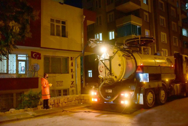 Kazı kazan'dan çılgın ikramiye kazandı şimdi lağım suları içinde yaşıyor para bitti aşk bitti - Resim: 0