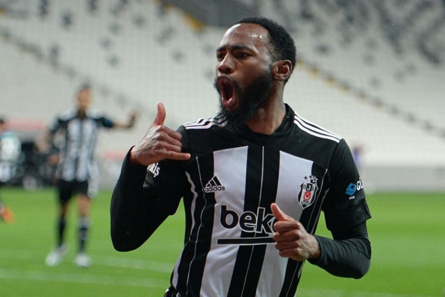 Beşiktaş'ta sürpriz futbolcu veda ediyor! Valerian Ismael'den ayrılık onayı çıktı - Resim: 0