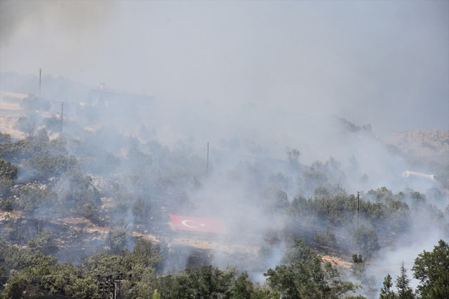 Şırnak'ta askeri birliğin mühimmat deposunda patlama! Yaralılar var validen açıklama - Resim: 0