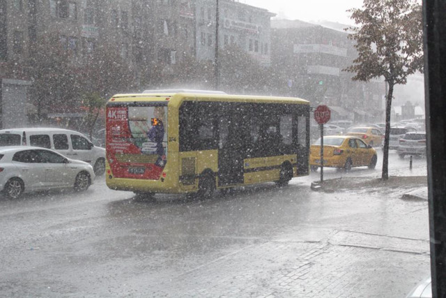 Bursa'da herkes tabana kuvvet kaçarken bu adam yaptığıyla şaşkına çevirdi - Resim: 2