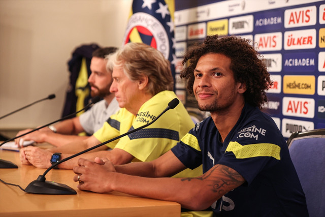 Transfer açıklaması yaptı! Jorge Jesus: Bu alışmam gereken bir problem - Resim: 0