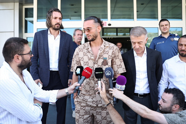 Yusuf Yazıcı, Trabzonspor için İstanbul'a geldi - Resim: 0