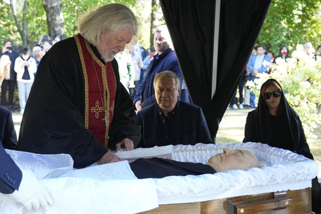 SSCB'nin son lideri Mihail Gorbaçov toprağa verildi - Resim: 1