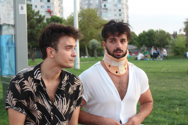 Sosyal medya fenomeni, daha çok izlenme uğruna boynunu kırdı - Resim: 3