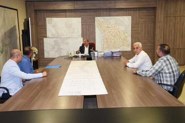 En düşük maaş 8 bin TL oldu: İşçiler davul ve zurna eşliğinde göbek atarak kutladı - Resim: 2