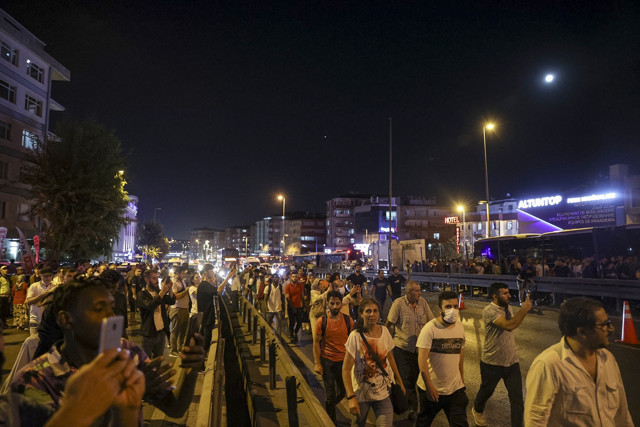 İBB Başkanı İmamoğlu İstanbullulardan özür diledi - Resim: 0