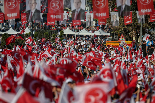 Bahçeli'den HDP'ye bakanlık vaadine sert tepki! "Teröristlerin bakanlıklara yerleşmesi demektir" - Resim: 3