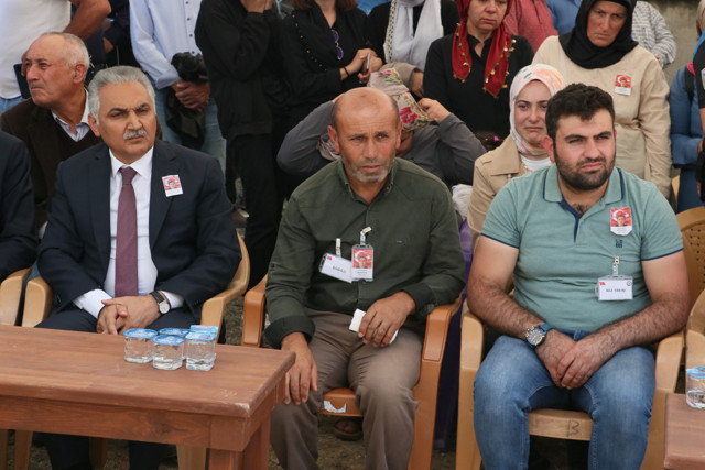 Meslektaşının kazara öldürdüğü polise veda! Acılı baba güçlükle ayakta durdu - Resim: 2