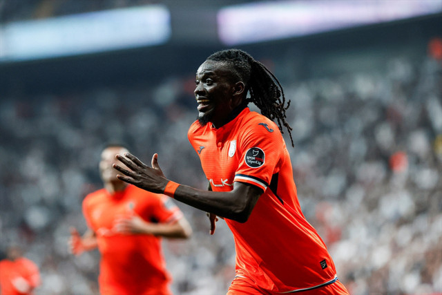 Başakşehir, Vodafone Park'ta Beşiktaş'ın yenilmezlik serisine son verdi - Resim: 4