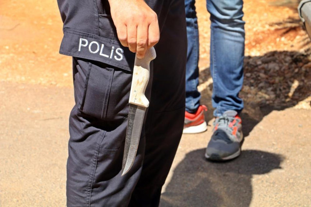 Eşi ve çocuklarını rehin alan adam yakalandı 'Karakola götüre götüre evde bıçak kalmadı' dedi - Resim: 2