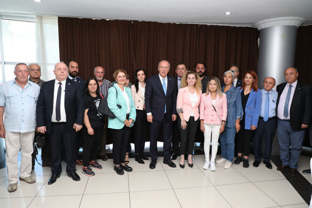 Ali Babacan 'Ergenekon’u yeniden açacağız' dedi sabahında Kılıçdaroğlu, Ali Tatar’ın evine gitti - Resim: 0