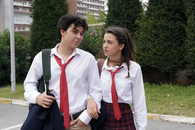 Duy Beni kendi başını yaktı o sahneler sonunu getirdi Star TV dizinin fişini çekti deniyor - Resim: 2