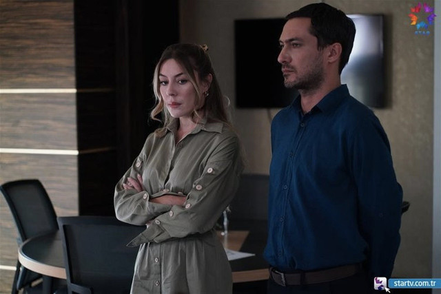 Duy Beni tam şahlanacakken iki oyuncu birden veda etti dizinin konusu değişiyor - Resim: 1