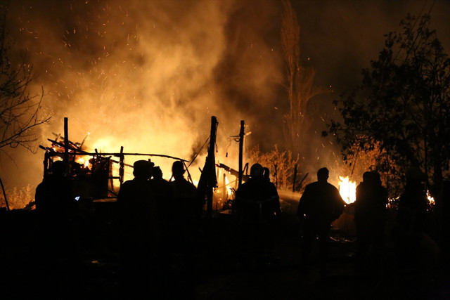 Kastamonu'da korkunç olay! Bir evde başladı 6'sını birden kül etti - Resim: 1