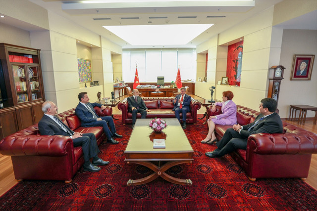 6’lı masadan toplantı sonrası ortak bildiri: Çarpıcı Cumhurbaşkanı adayı açıklaması! - Resim: 1