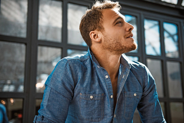 Kerem Bürsin o haberi görünce çılgına döndü: Aşk iddialarına böyle ateş püskürdü! - Resim: 0