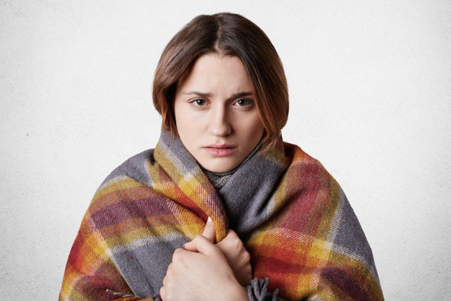 Havalar biraz soğuyunca eli ve ayakları hemen buz tutanlar sebebi bu olabilir! - Resim: 2