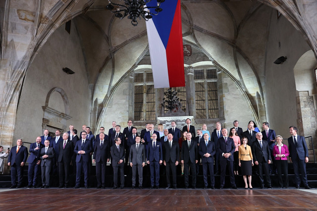 Avrupa Siyasi Topluluğu Zirvesi! Cumhurbaşkanı Erdoğan, Ermenistan Başbakanı Paşinyan ile görüştü - Resim: 4