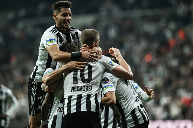 Vodafone Park'ta kazanan çıkmadı: Derbide puanlar paylaşıldı! - Resim: 1