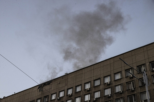 Ukrayna'nın başkenti Kiev bombalar altında uyandı! Peş peşe büyük patlamalar - Resim: 0