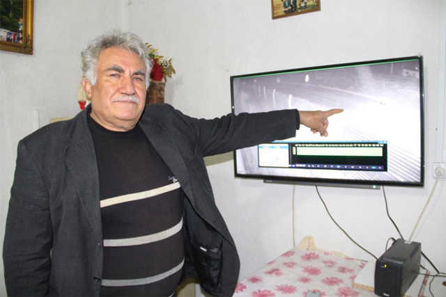 Sivas'ta aç kalan kurtlar köye indi köylüler tedirgin oldu o anlar görüntülendi - Resim: 0