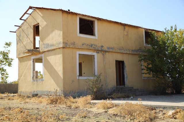 Gaziantep’te metruk bağ evinde çürümüş kadın cesedi bulundu! - Resim: 1