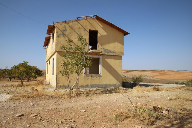 Gaziantep’te metruk bağ evinde çürümüş kadın cesedi bulundu! - Resim: 2