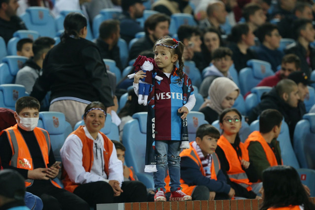 Trabzonspor öne geçtiği maçta Konyaspor'a diş geçiremedi! - Resim: 4