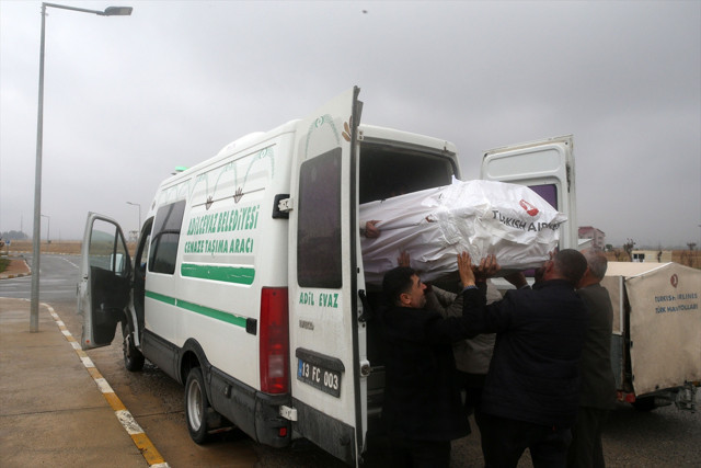 Kuduzdan hayatını kaybeden küçük Mustafa toprağa verildi! Gözyaşları sel oldu - Resim: 2