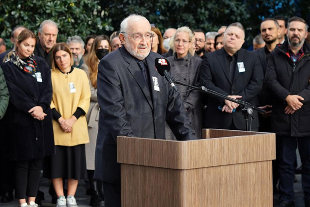 Hıncal Uluç'a veda! Duayen gazeteci son yolculuğuna uğurlandı! - Resim: 3