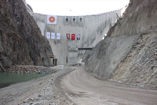 Cumhurbaşkanı Erdoğan'dan kara harekatı sinyali: En kısa sürede tankımızla hepsinin kökünü kazıyacağız - Resim: 0