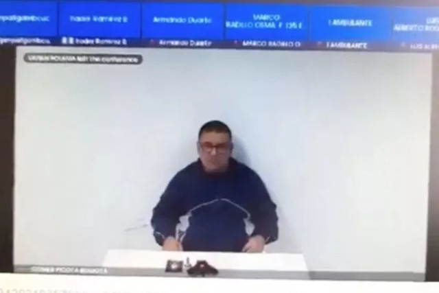 Duruşmaya yarı çıplak katıldı: Kadın hakim görevden alındı! İlginç hakereketleri olay oldu... - Resim: 2