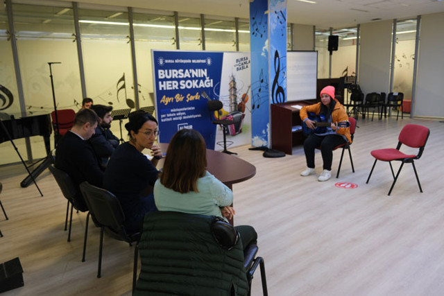 Sokakların tescilli müzisyenleri! Bursa Büyükşehir'den dikkat çeken proje sayı 192'ye ulaştı - Resim: 1