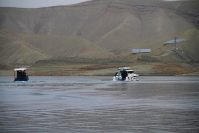 Elazığ'da ekipler suda kaybolan balıkçı için harekete geçti! Arama çalışmaları devam ediyor - Resim: 2