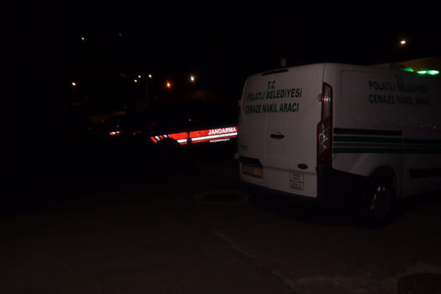 Ankara'da vahşet! Yol kenarında ölü bulundu: Önce dövdüler sonra üstünden araba ile geçtiler! - Resim: 1