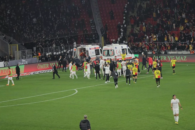 TFF resmen açıkladı! Olaylı Göztepe Altay maçının faturası belli oldu - Resim: 10