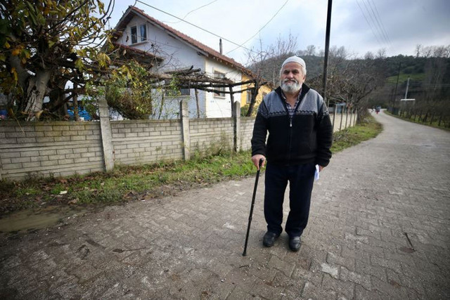 Oturmadığı hasar gören evi için hesabına yatırılan 25 bin lirayı iade etti - Resim: 0