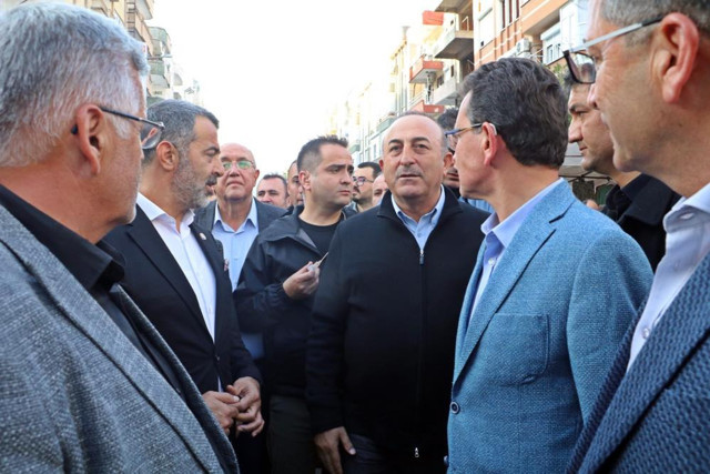 Bakan Çavuşoğlu afet bölgesinde incelemede bulundu! Son durumu paylaştı - Resim: 1