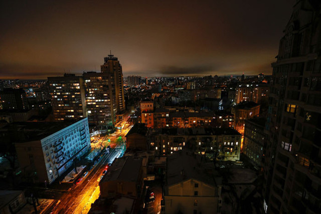 Ukrayna Devlet Başkanı Zelenskiy duyurdu: Kiev'de durum kötü - Resim: 0