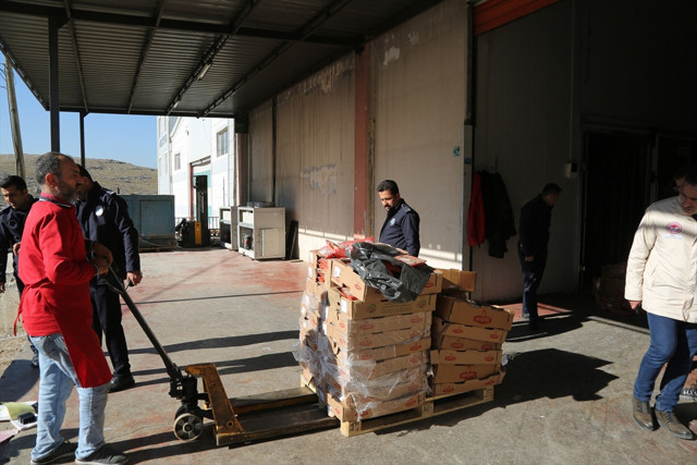 Bu etler ne olacaktı? Tam 7 ton 150 kilo! Hepsi imha edildi, işletmelere ceza yağdı - Resim: 1