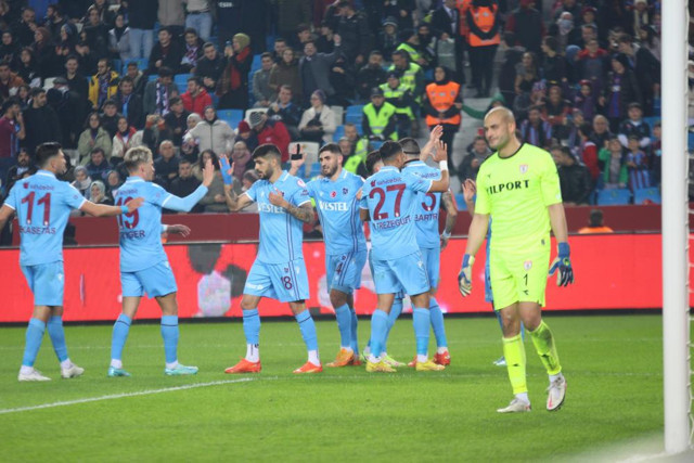 Karadeniz derbisini kazanan Trabzonpor! Son 16 biletini 3 golle kaptı! - Resim: 3