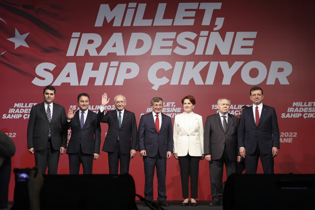 CHP lideri Kılıçdaroğlu'ndan Temel Karamollaoğlu'na geçmiş olsun ziyareti - Resim: 1