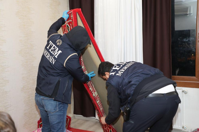 Yılbaşında eylem yapacaklardı! DEAŞ'a şafak operasyonu: Sahte kimlikle yakalandı - Resim: 2