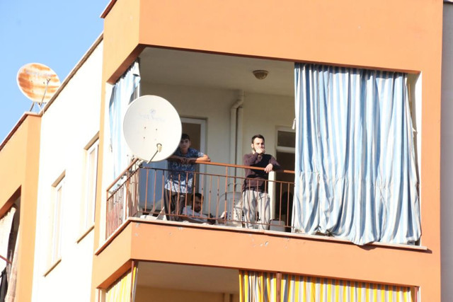 Evde telefonunu unuttu ailesi ve ekipler alarma geçti! Olan biteni meraklı gözlerle izlediler - Resim: 3