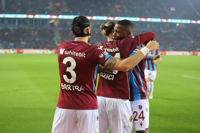 Trabzonspor'dan İstanbulspor'a farklı tarife! Fırtına evinde gol oldu yağdı - Resim: 1